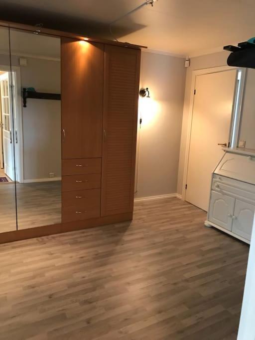 Comfortable 3 Bedroom Apartment On One Floor. Σαντεφιόρδ Εξωτερικό φωτογραφία