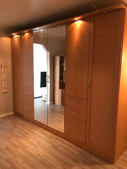 Comfortable 3 Bedroom Apartment On One Floor. Σαντεφιόρδ Εξωτερικό φωτογραφία